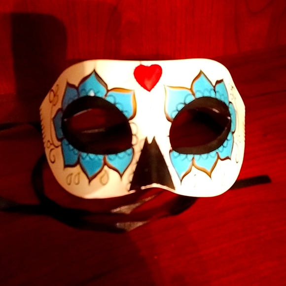 Day of the death grimace - Picture 1 of 2